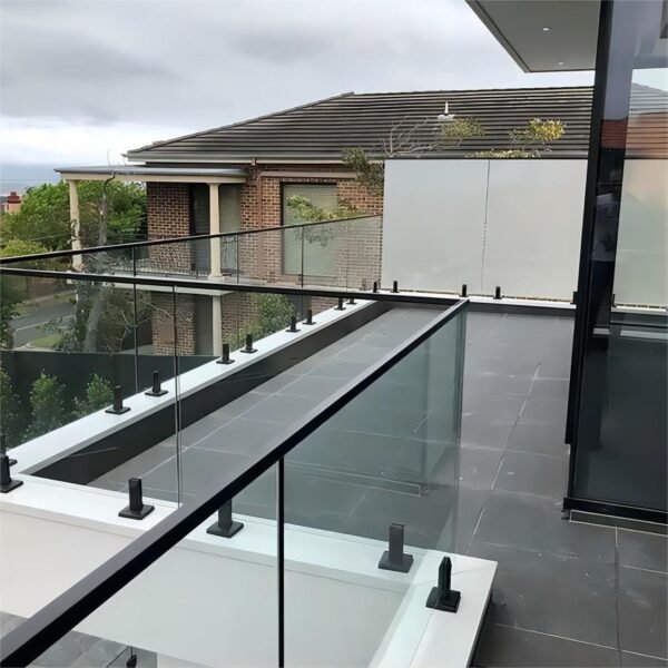 balkon kaca tempered simpel frame